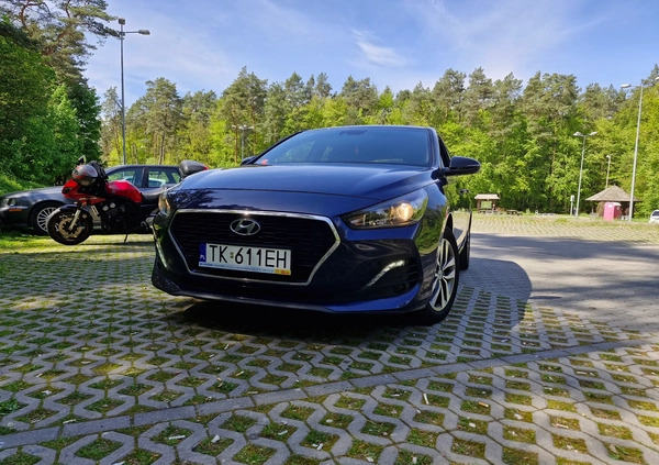 Hyundai I30 cena 74000 przebieg: 38000, rok produkcji 2019 z Kielce małe 106